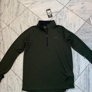 Men’s under armour pull over,